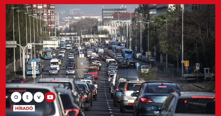 Elesett a fővárosi közlekedés: Baleset zárja az M5-öst, áll a forgalom az M0-son és a főutakon