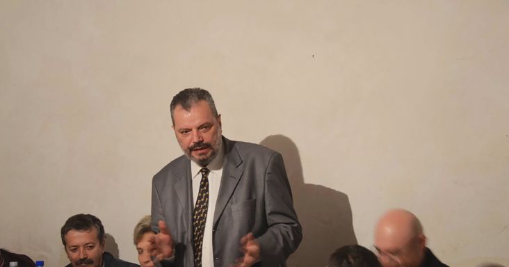 Hatalmi ágak közötti harc bonyolítja a román válságot, a hallgatás és halogatás nem megbékélést fog hozni